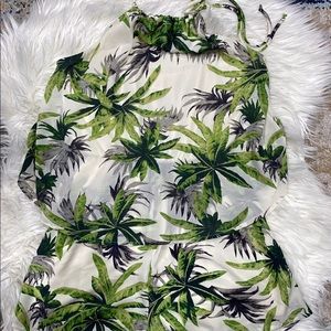 🌴 Tropical Halter Romper Shorts Size Small 🌴